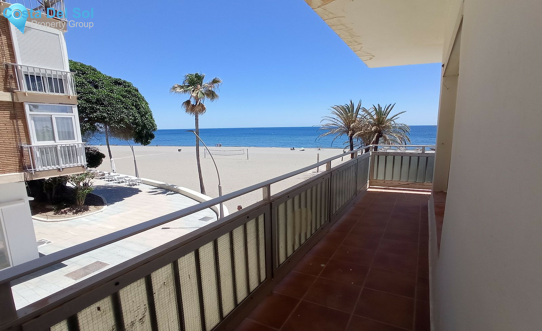 Middle Floor Apartment in Estepona-1265281