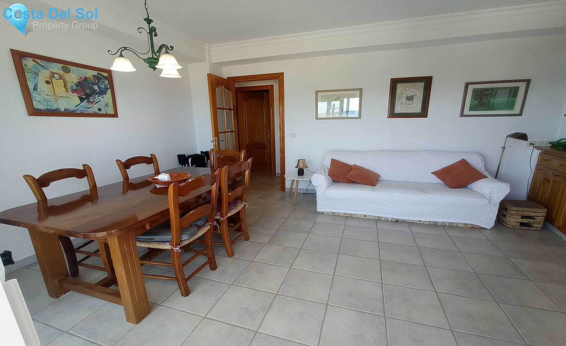 Middle Floor Apartment in Estepona-1265274