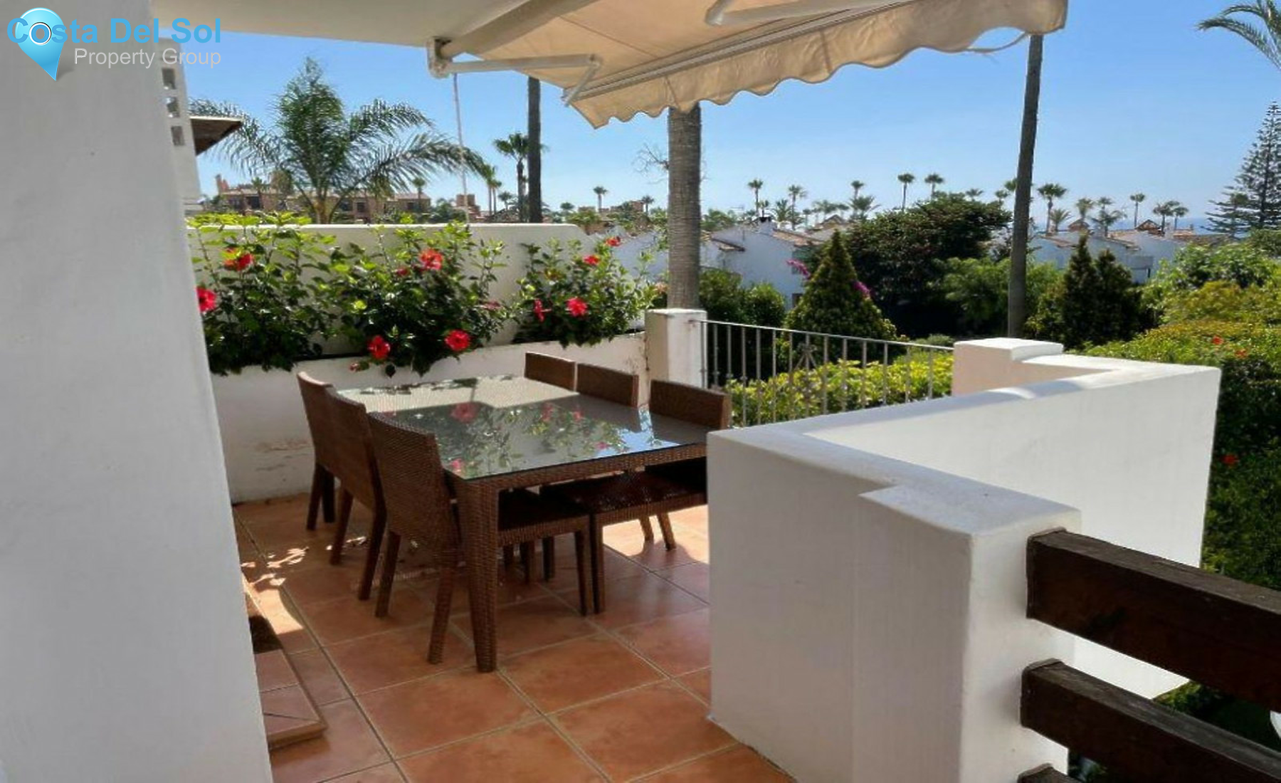 Middle Floor Apartment in Estepona-1268469