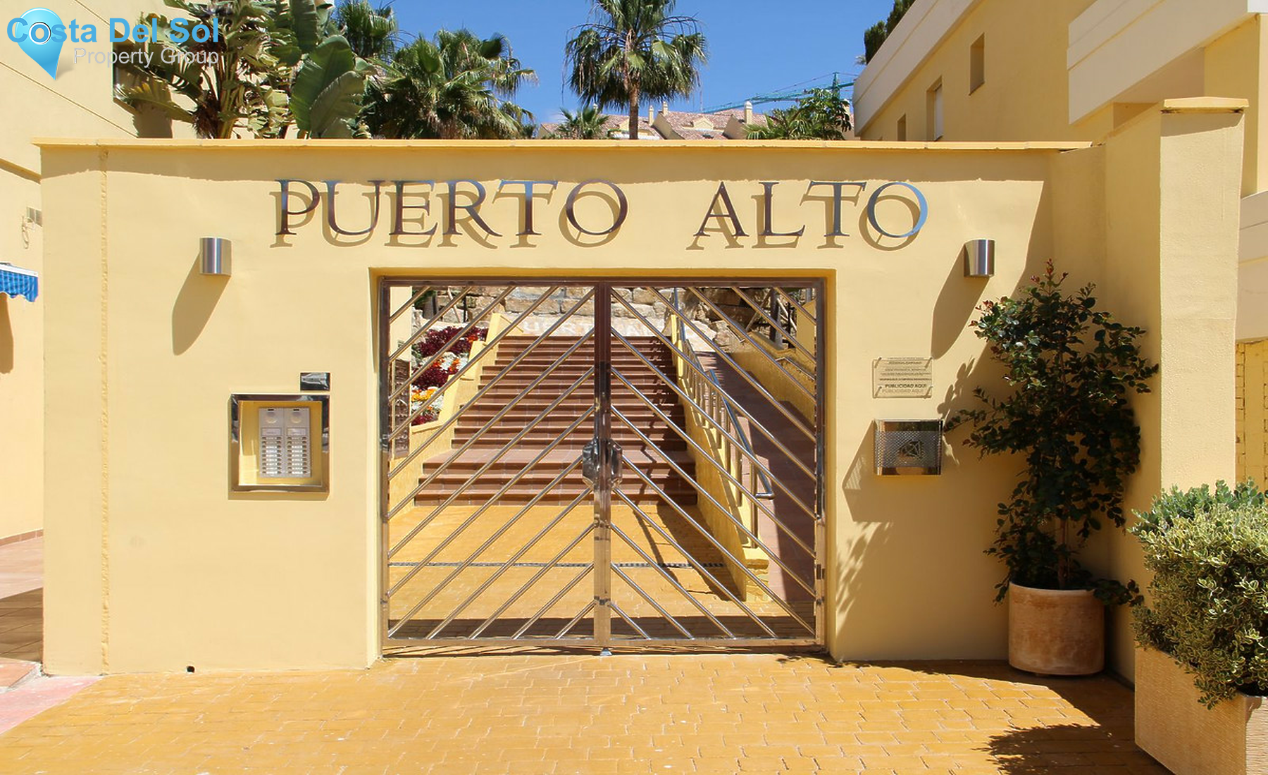 Middle Floor Apartment in Estepona