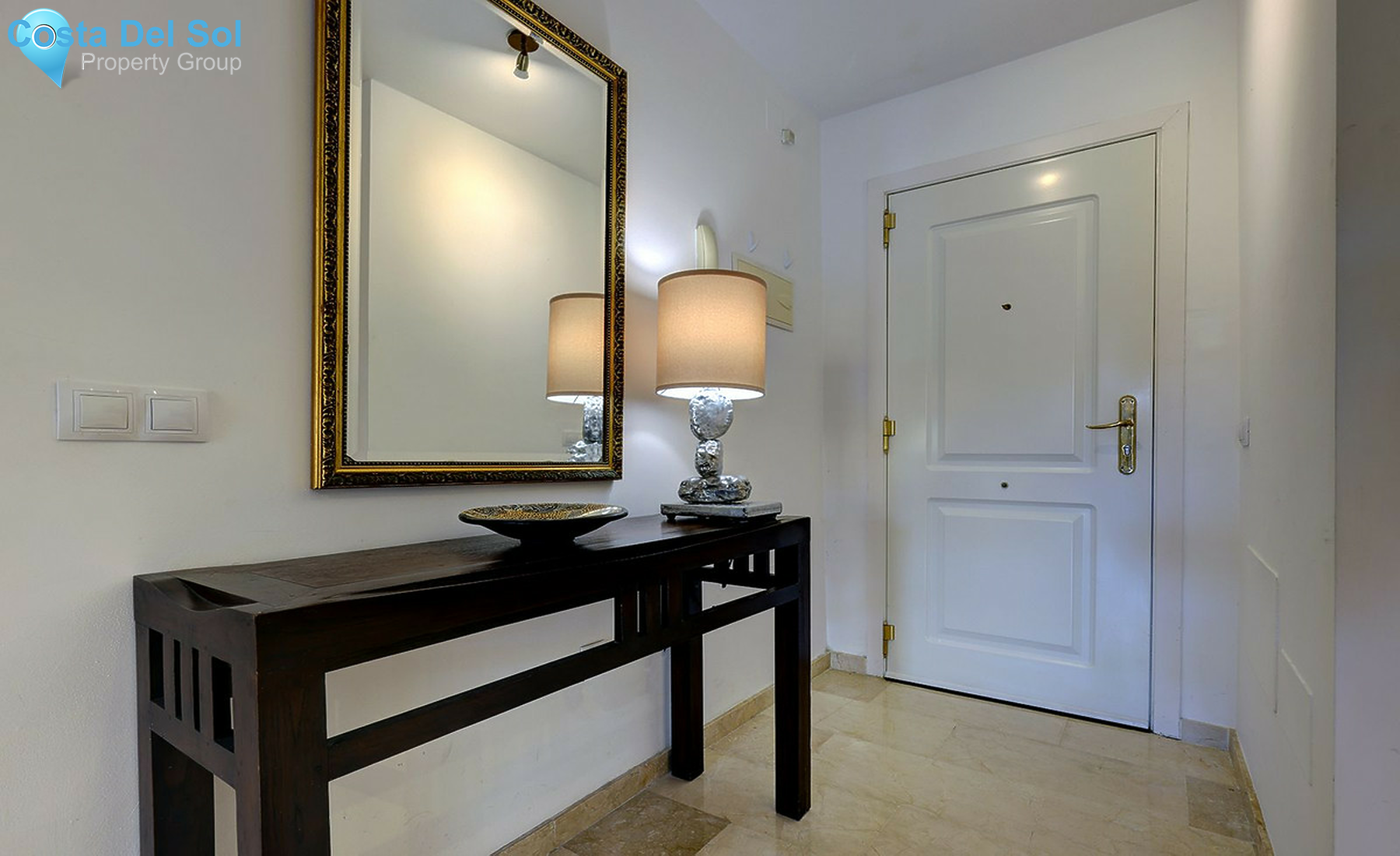 Middle Floor Apartment in Estepona-1271527