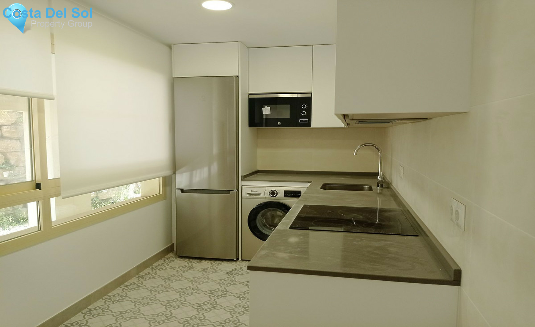 Middle Floor Apartment in Estepona-1274028