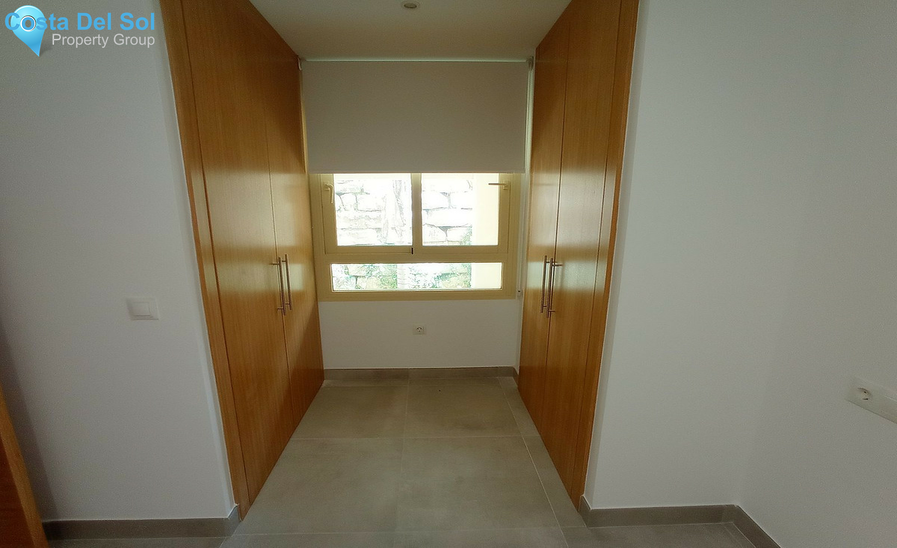Middle Floor Apartment in Estepona-1274036