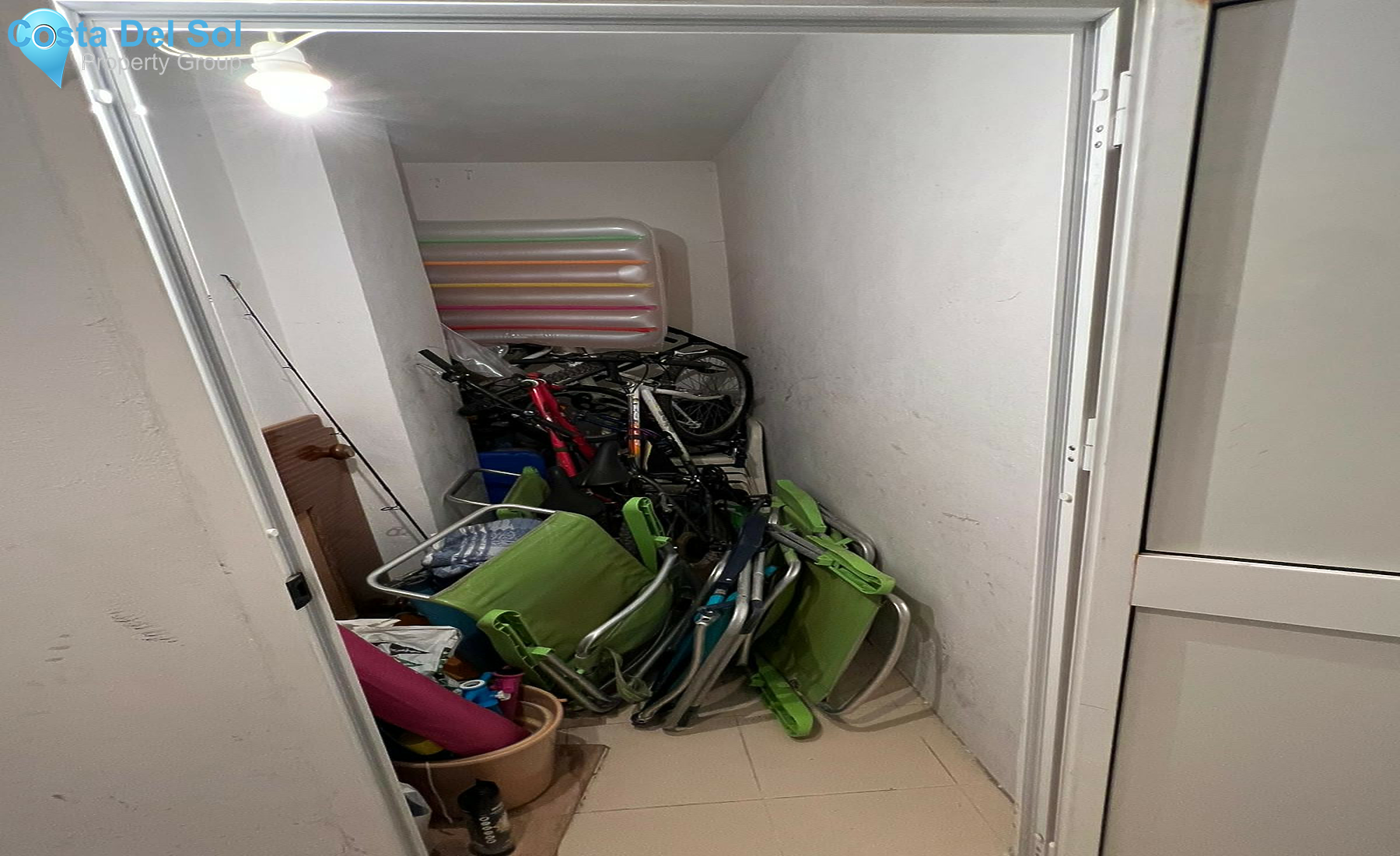 Middle Floor Apartment in Estepona-1295146
