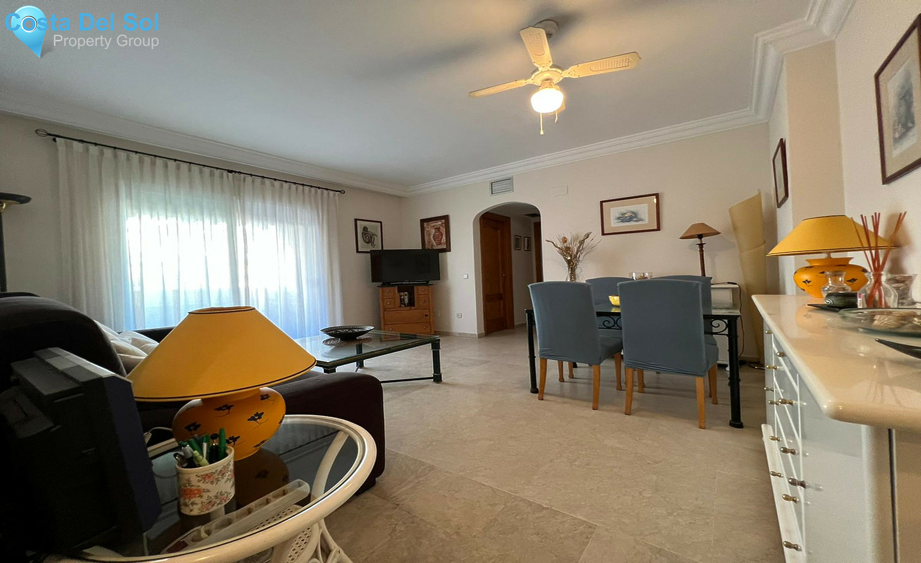 Middle Floor Apartment in Estepona-1295137