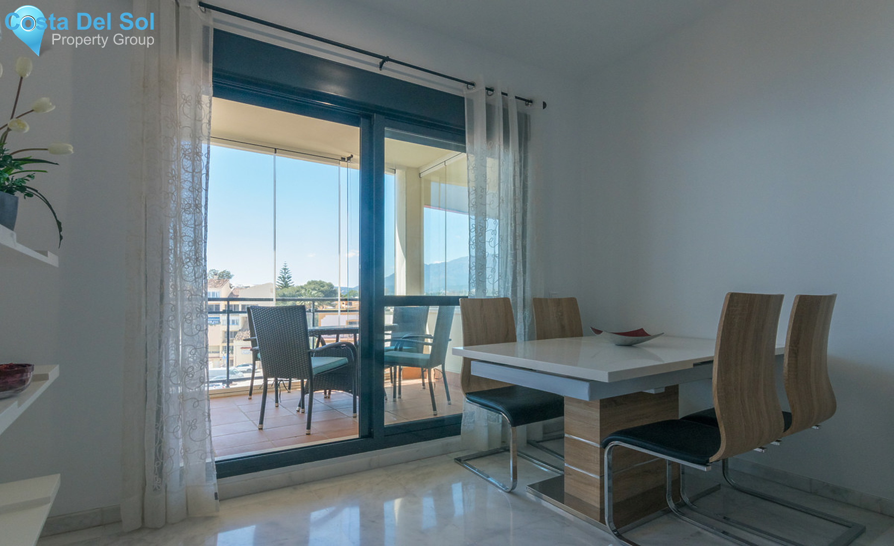 Middle Floor Apartment in Estepona-1296189