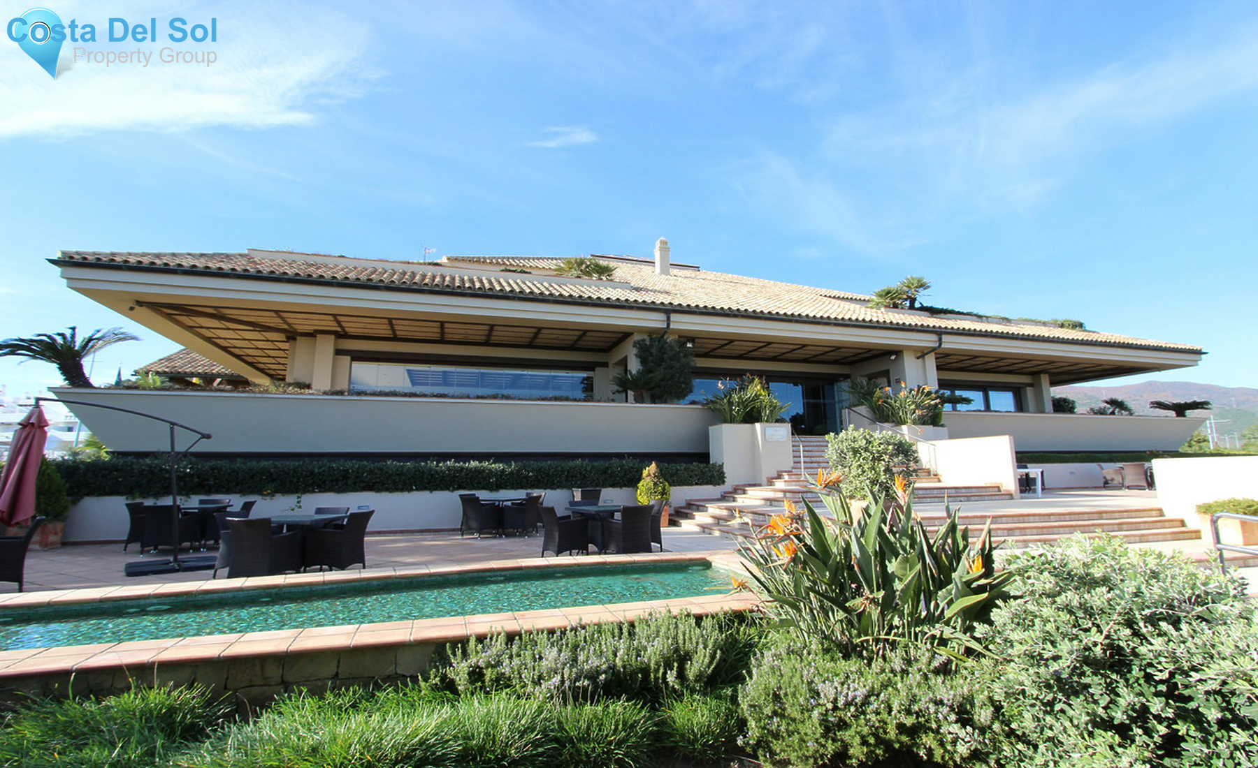 Middle Floor Apartment in Estepona