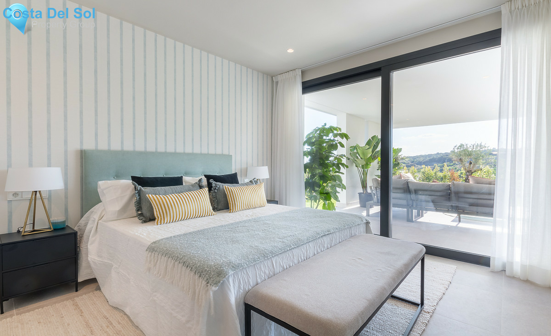 Middle Floor Apartment in Estepona-1320988