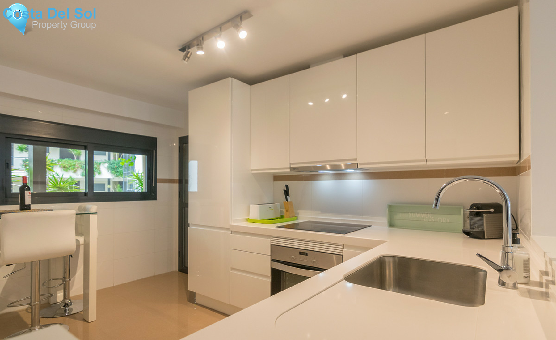 Middle Floor Apartment in Estepona-1326249