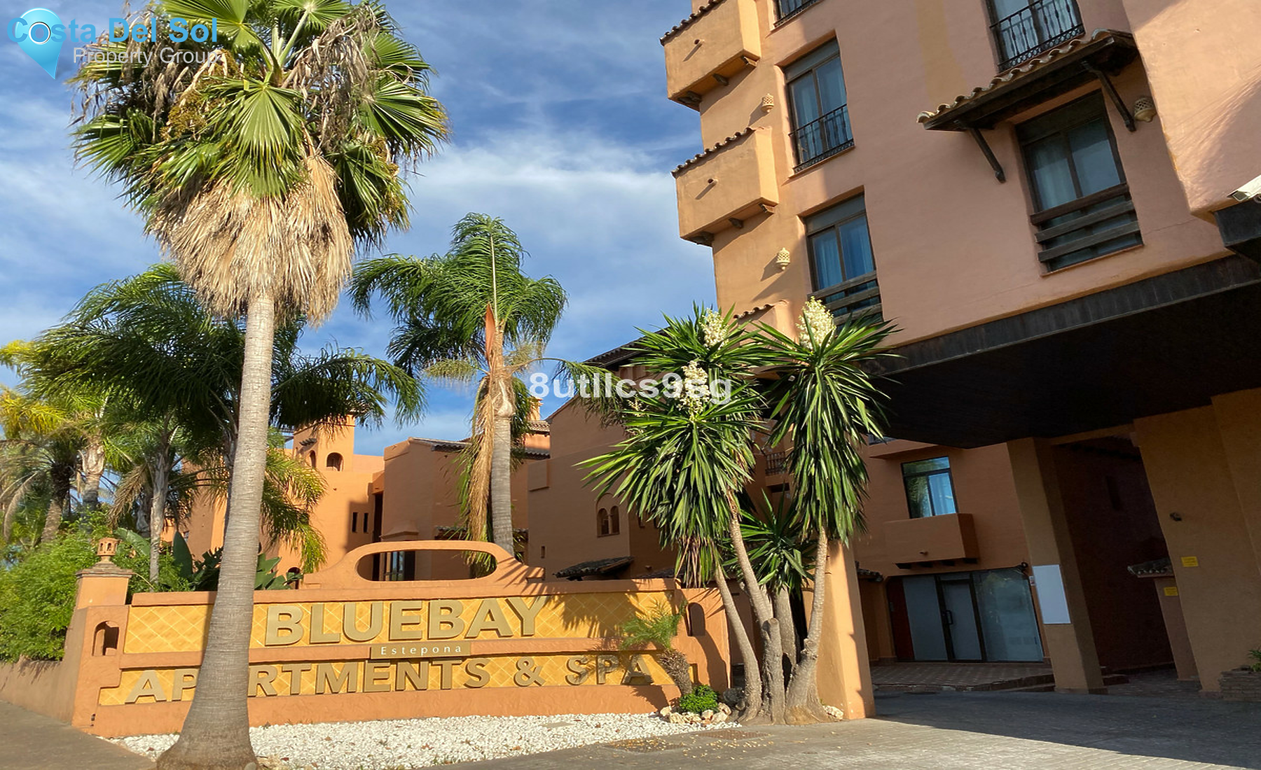 Middle Floor Apartment in Estepona-1330633