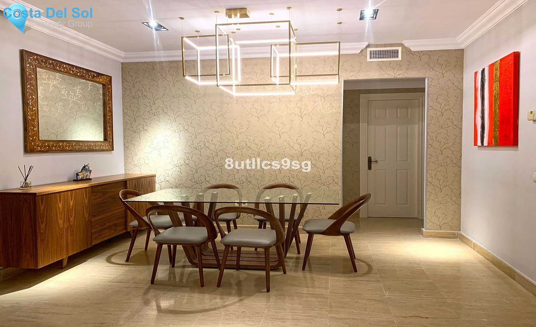 Middle Floor Apartment in Estepona-1330636