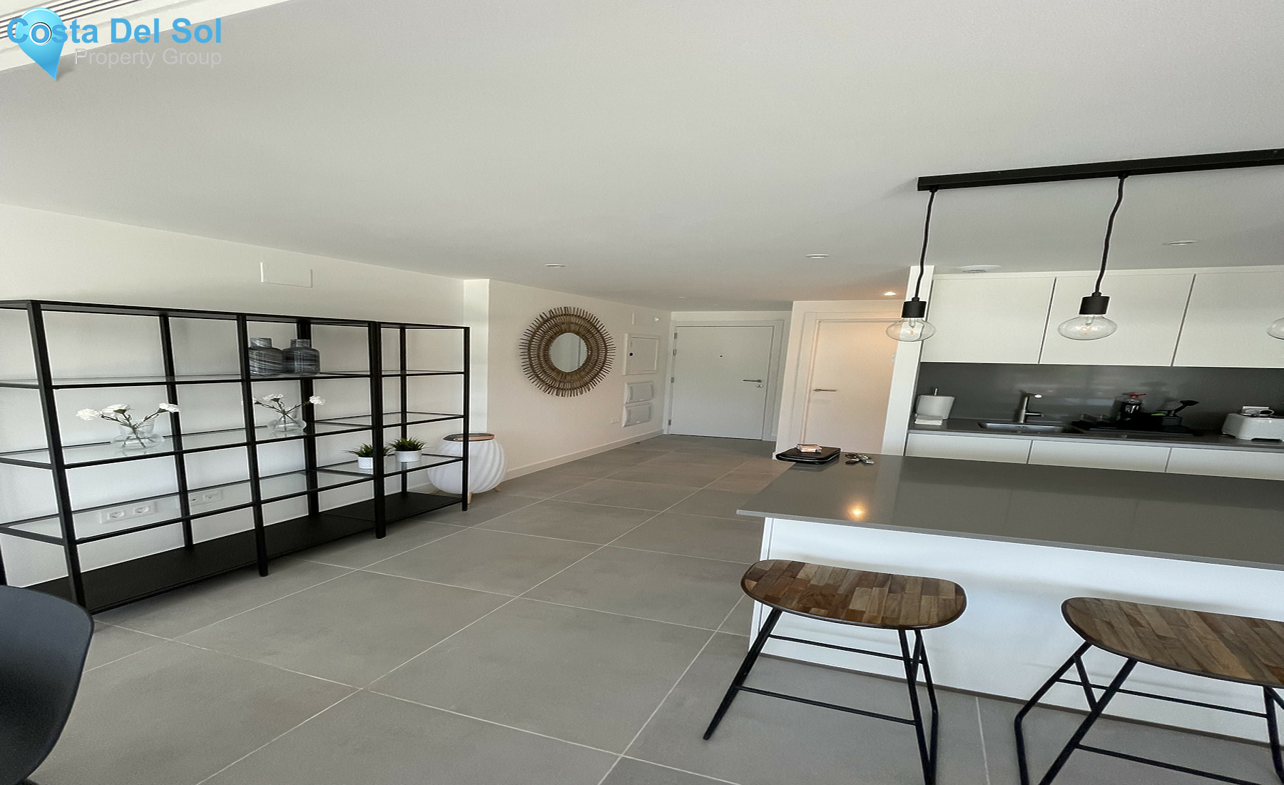 Middle Floor Apartment in Estepona-1331923
