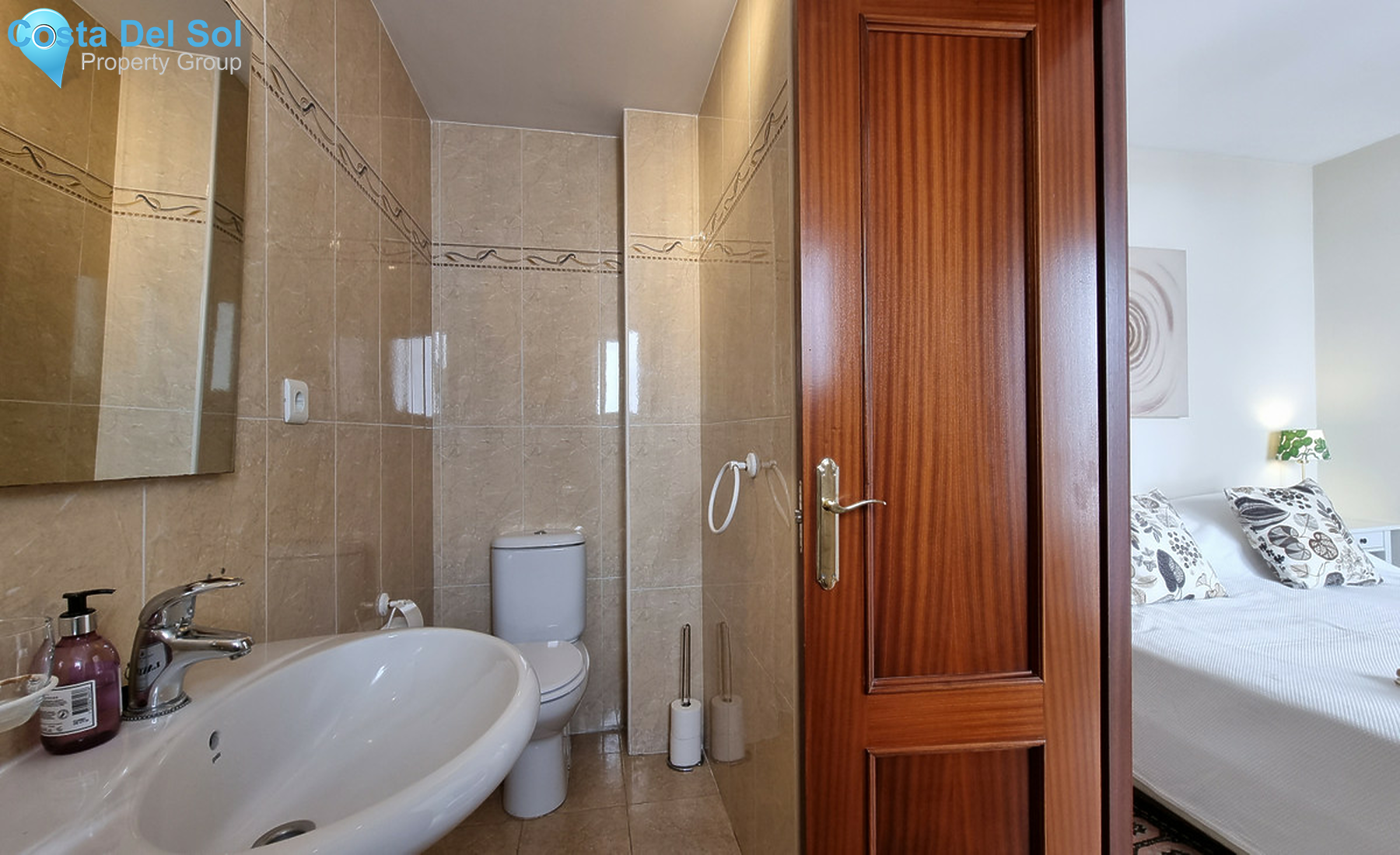 Middle Floor Apartment in Estepona-1343202