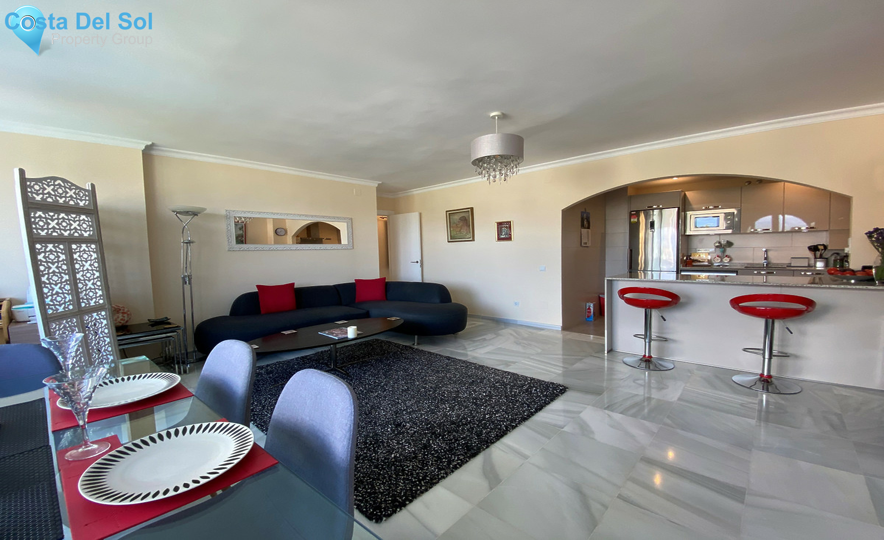 Middle Floor Apartment in Estepona-1349586
