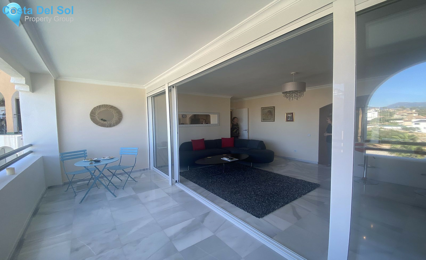 Middle Floor Apartment in Estepona-1349575
