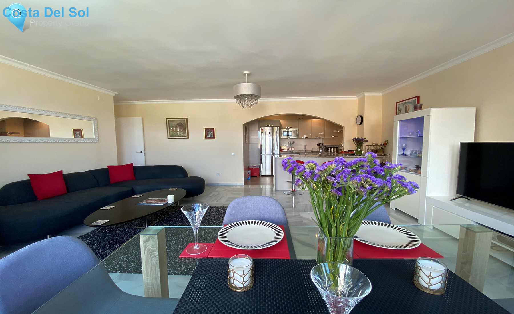 Middle Floor Apartment in Estepona-1349576