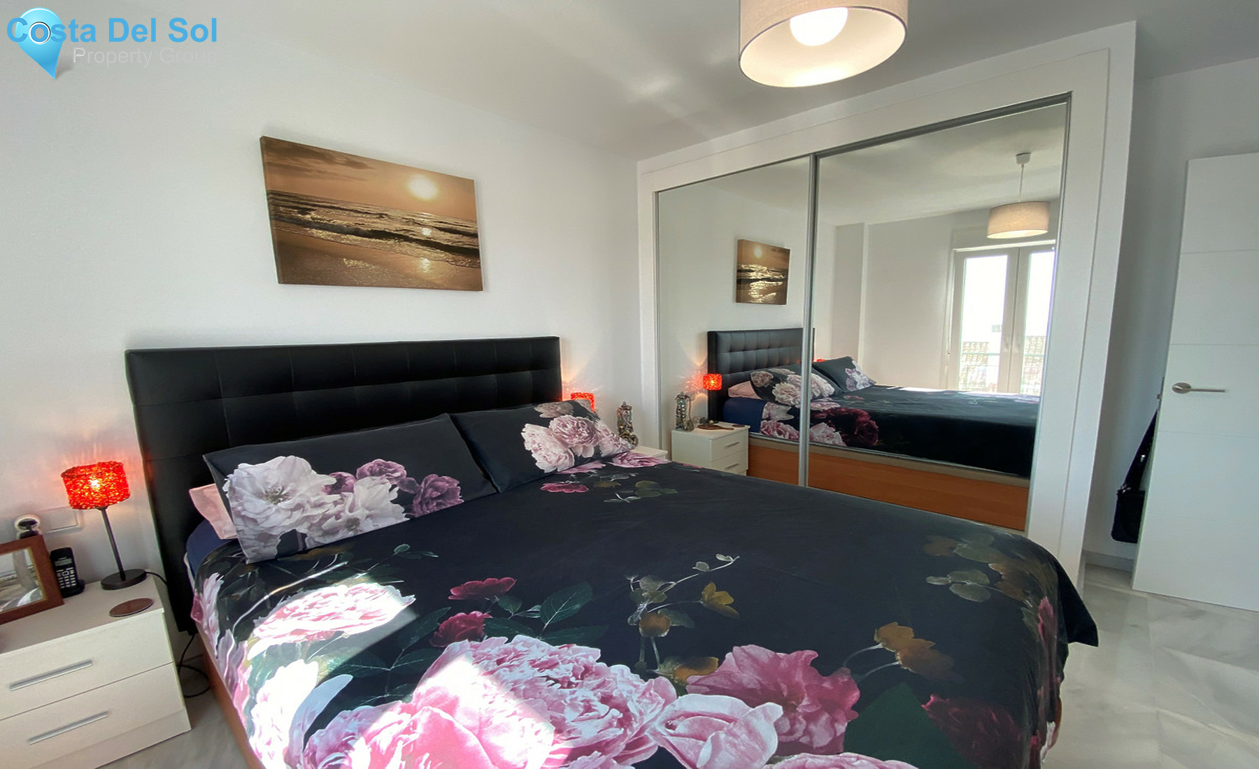 Middle Floor Apartment in Estepona-1349579