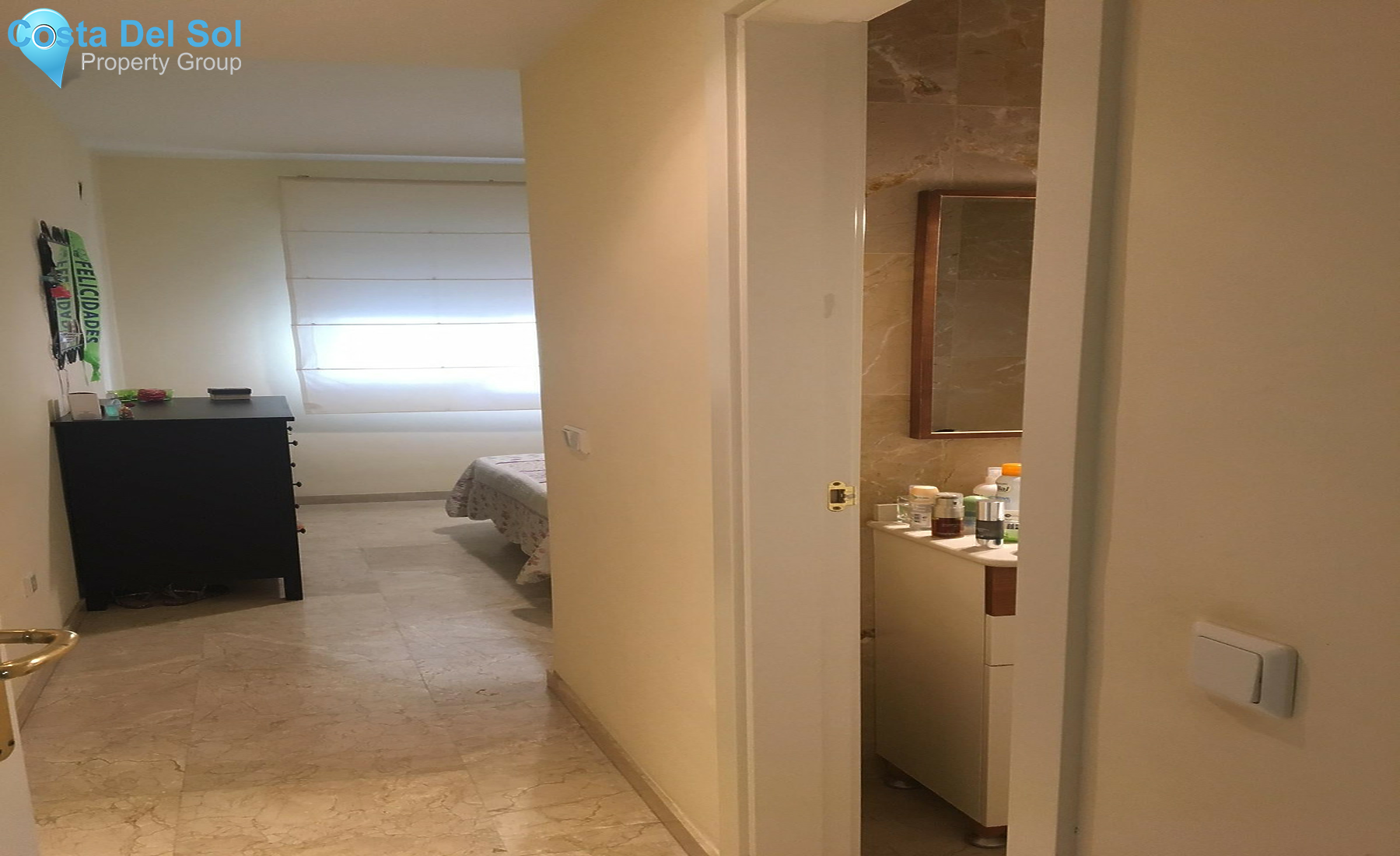 Middle Floor Apartment in Estepona-1353503