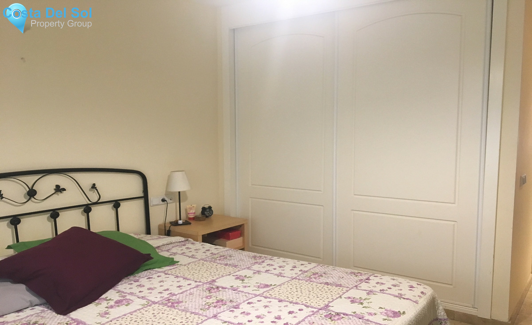 Middle Floor Apartment in Estepona-1353505