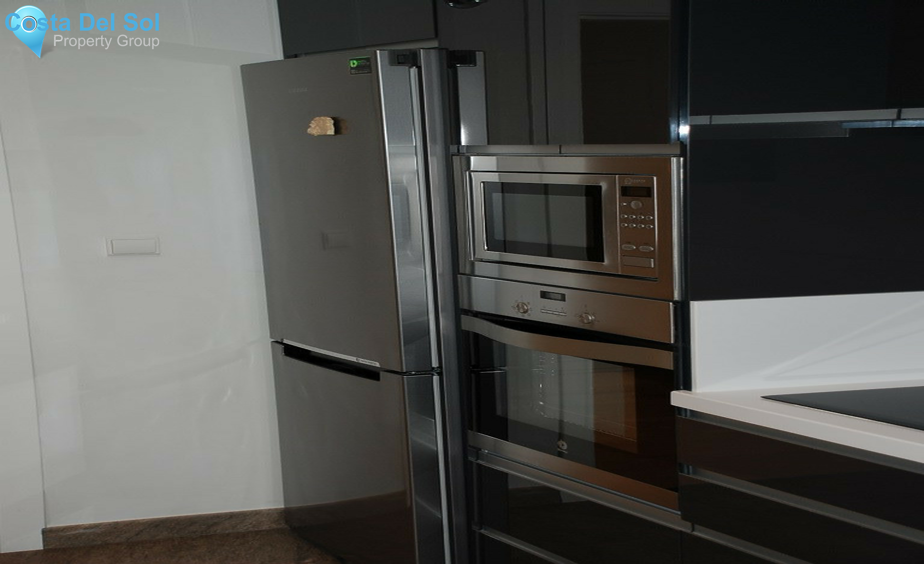 Middle Floor Apartment in Estepona-1355003