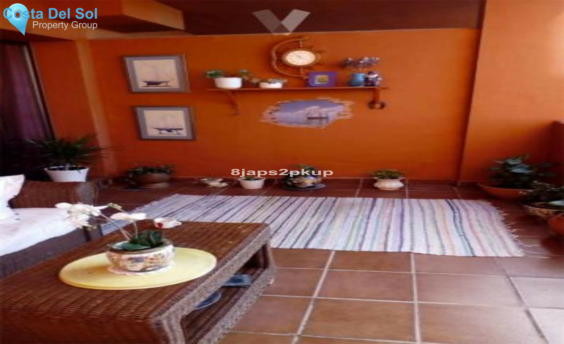 Middle Floor Apartment in Estepona-1355624