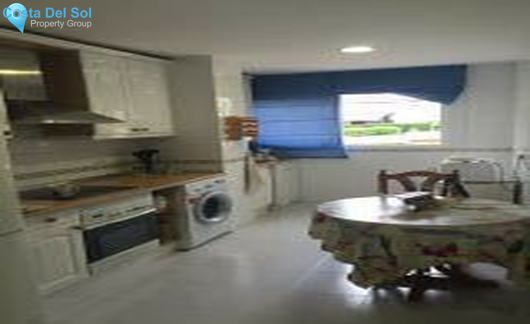 Middle Floor Apartment in Estepona-1355937