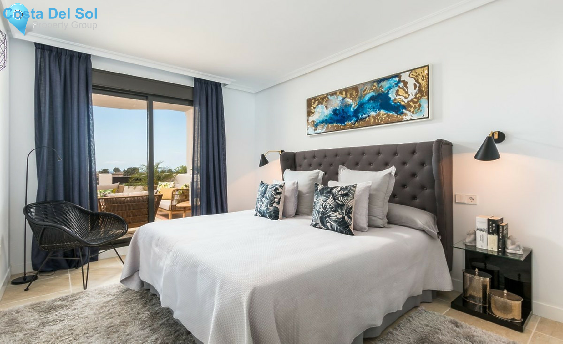 Middle Floor Apartment in Estepona-1356199