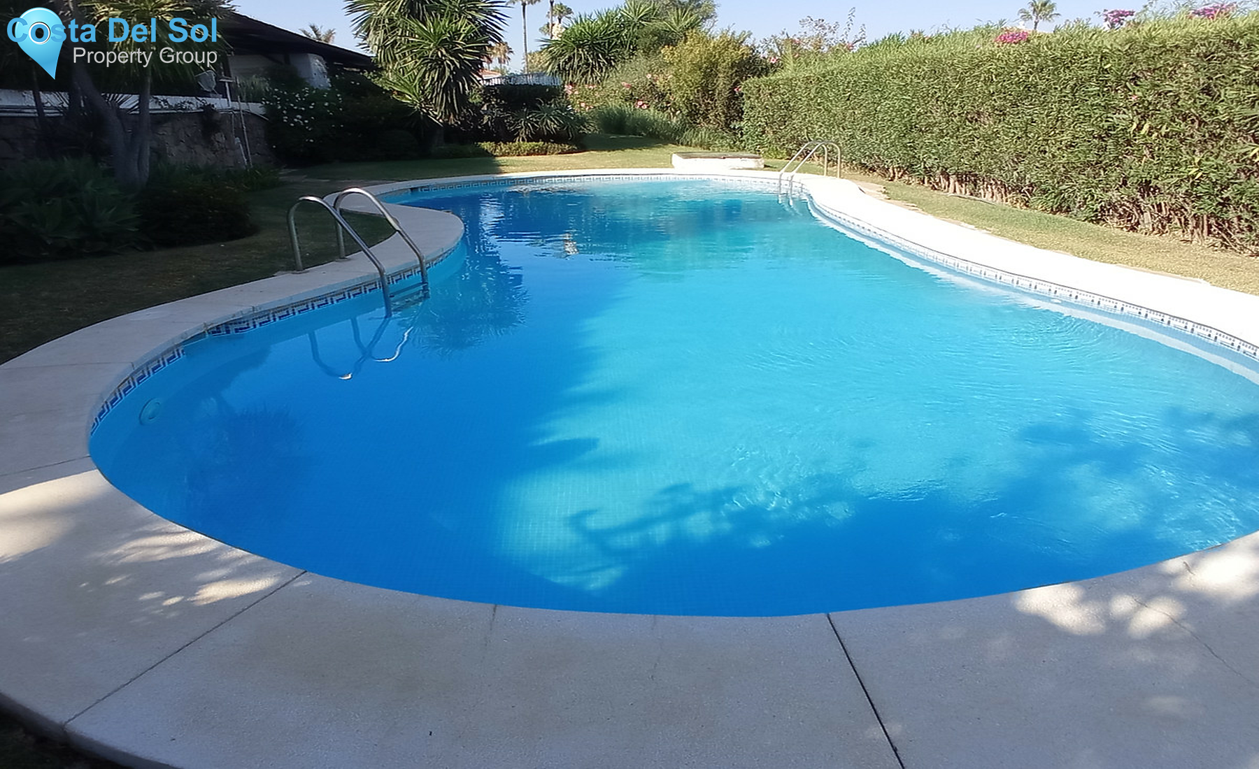 Middle Floor Apartment in Estepona-1356473