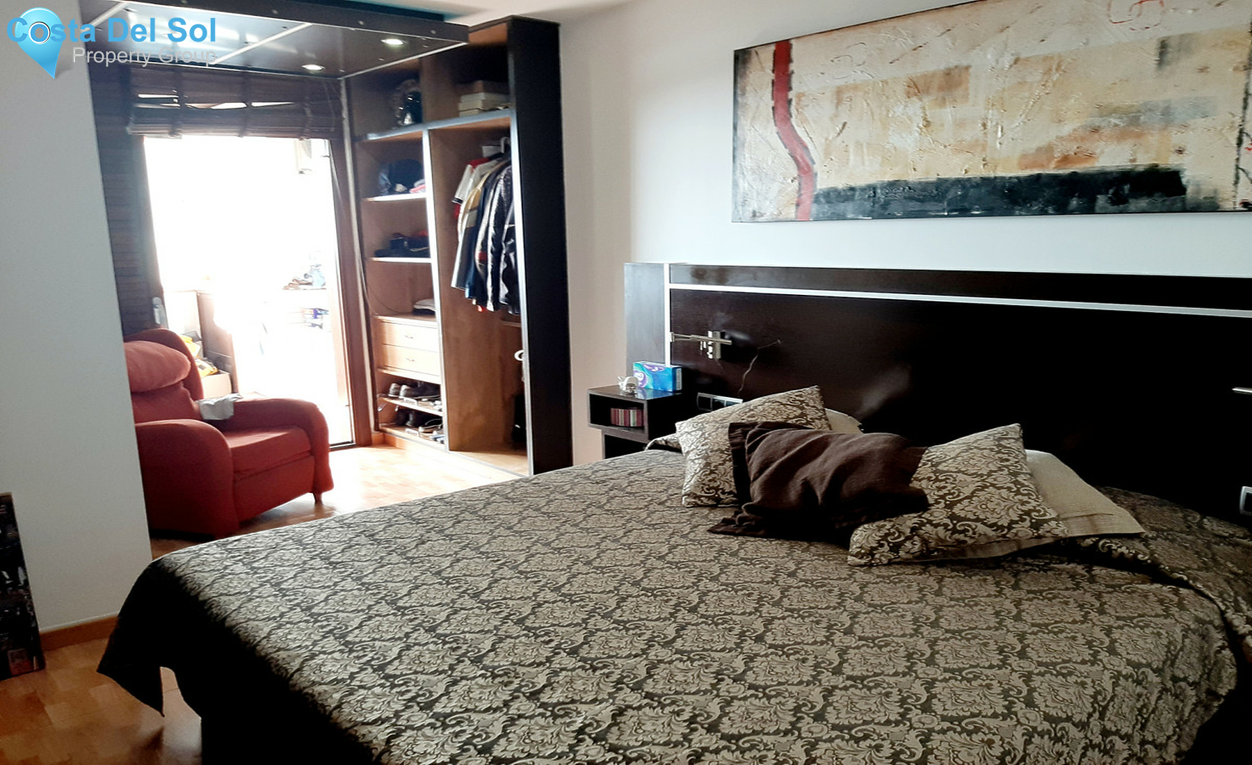 Middle Floor Apartment in Estepona-1356478