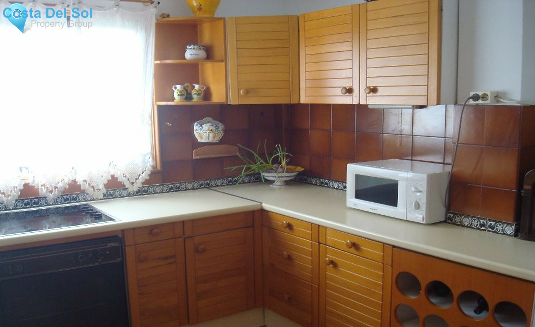Middle Floor Apartment in Estepona-1358511