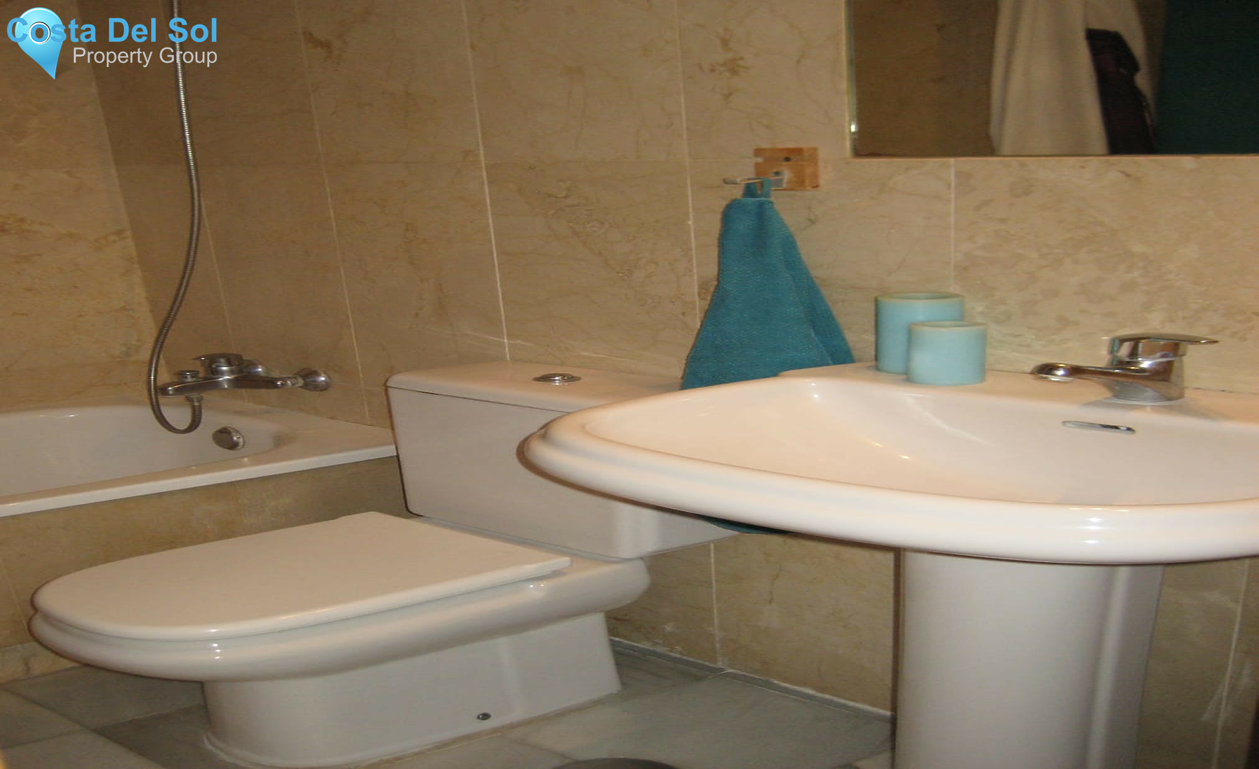 Middle Floor Apartment in Estepona-1359421