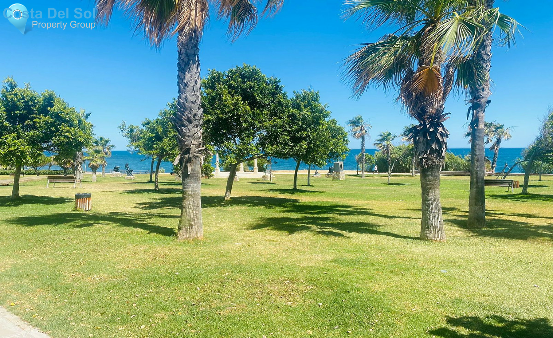 Middle Floor Apartment in Estepona-1364877