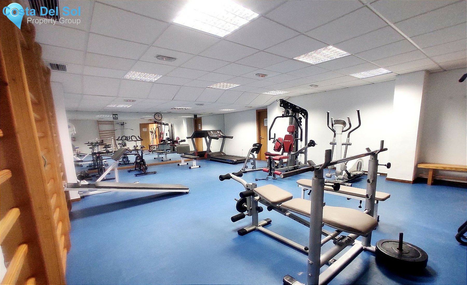 Middle Floor Apartment in Estepona-1364881