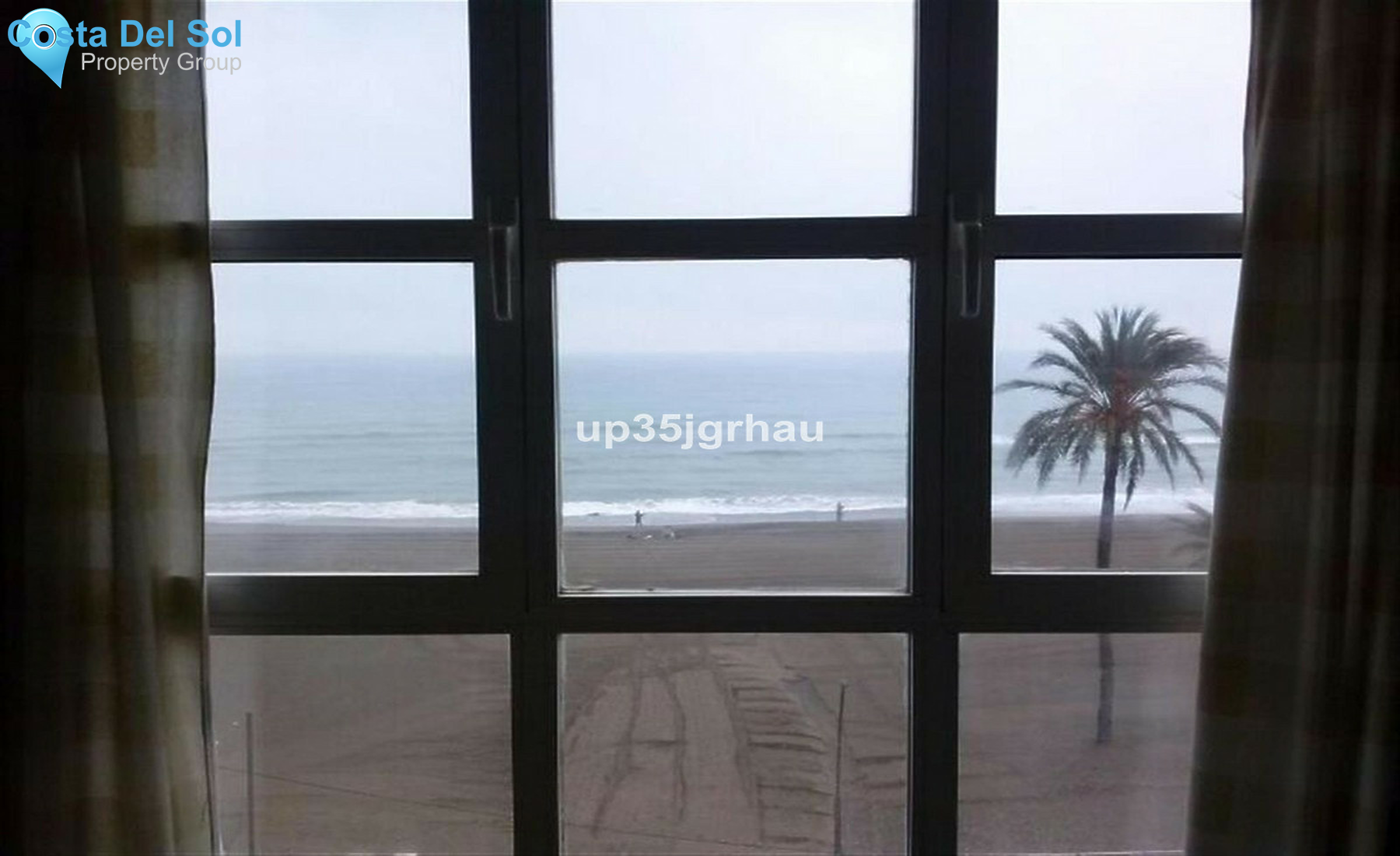 Middle Floor Apartment in Estepona-1367732