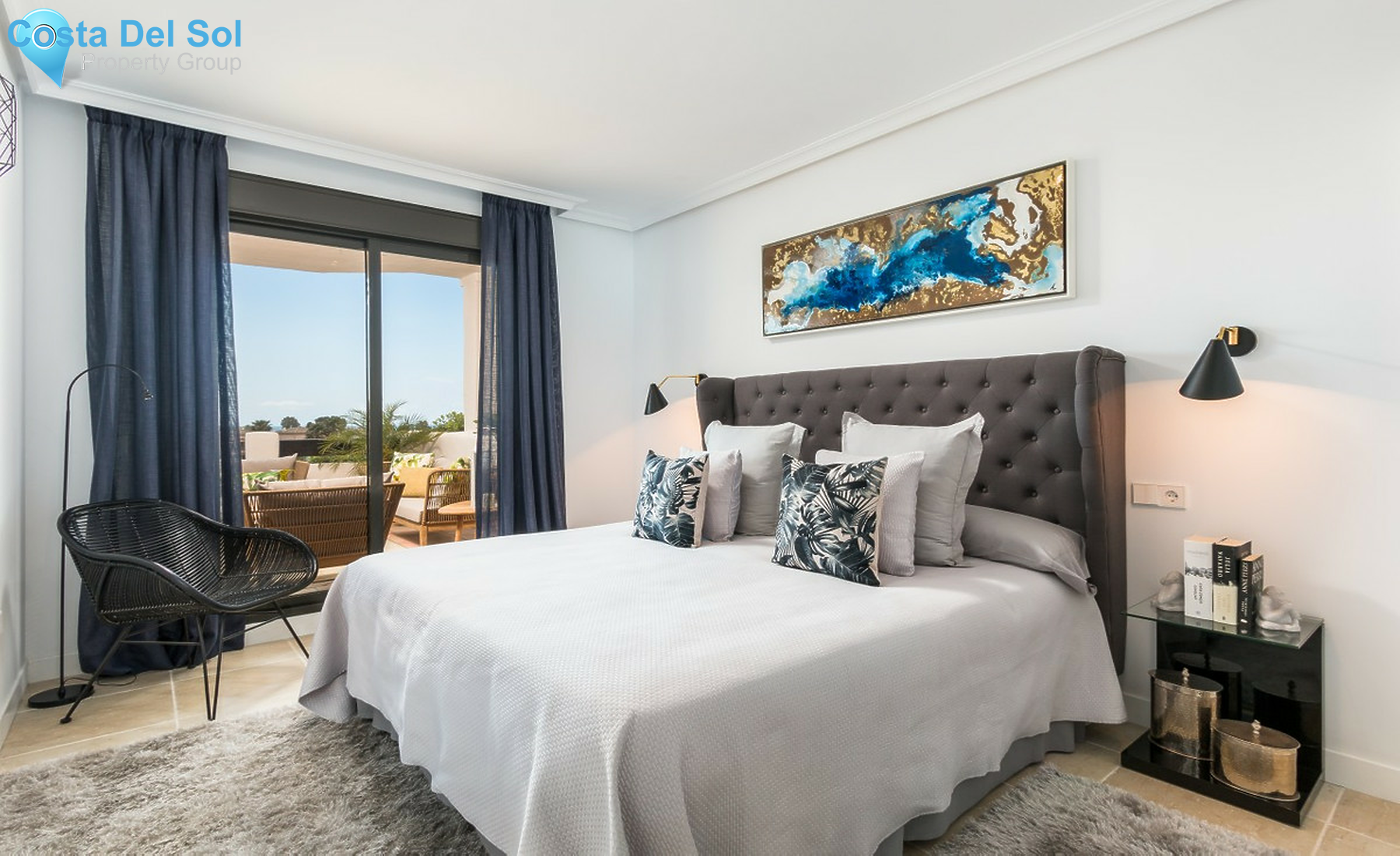 Middle Floor Apartment in Estepona-1374879