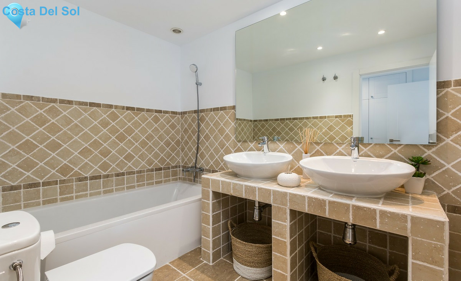 Middle Floor Apartment in Estepona-1374884