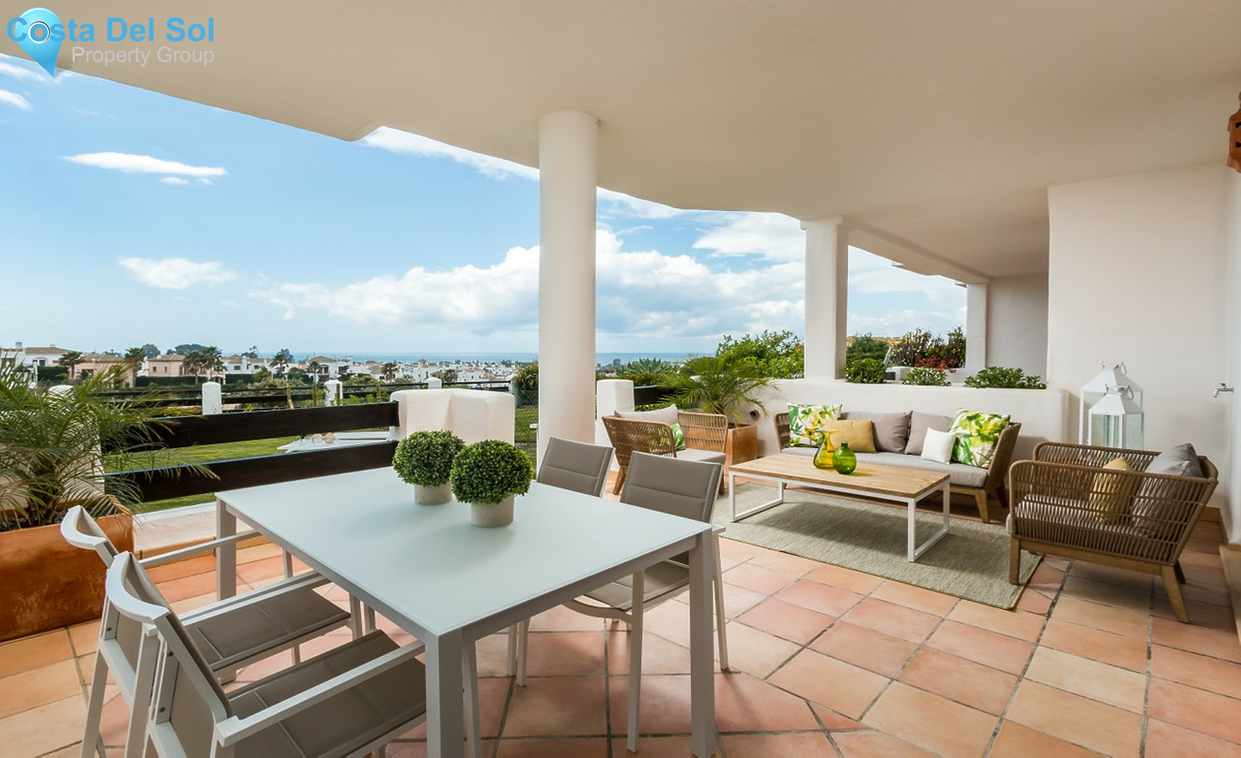 Middle Floor Apartment in Estepona-1374874