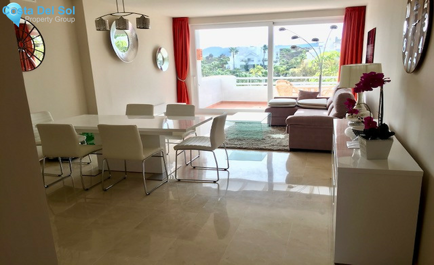 Middle Floor Apartment in Estepona-1385499