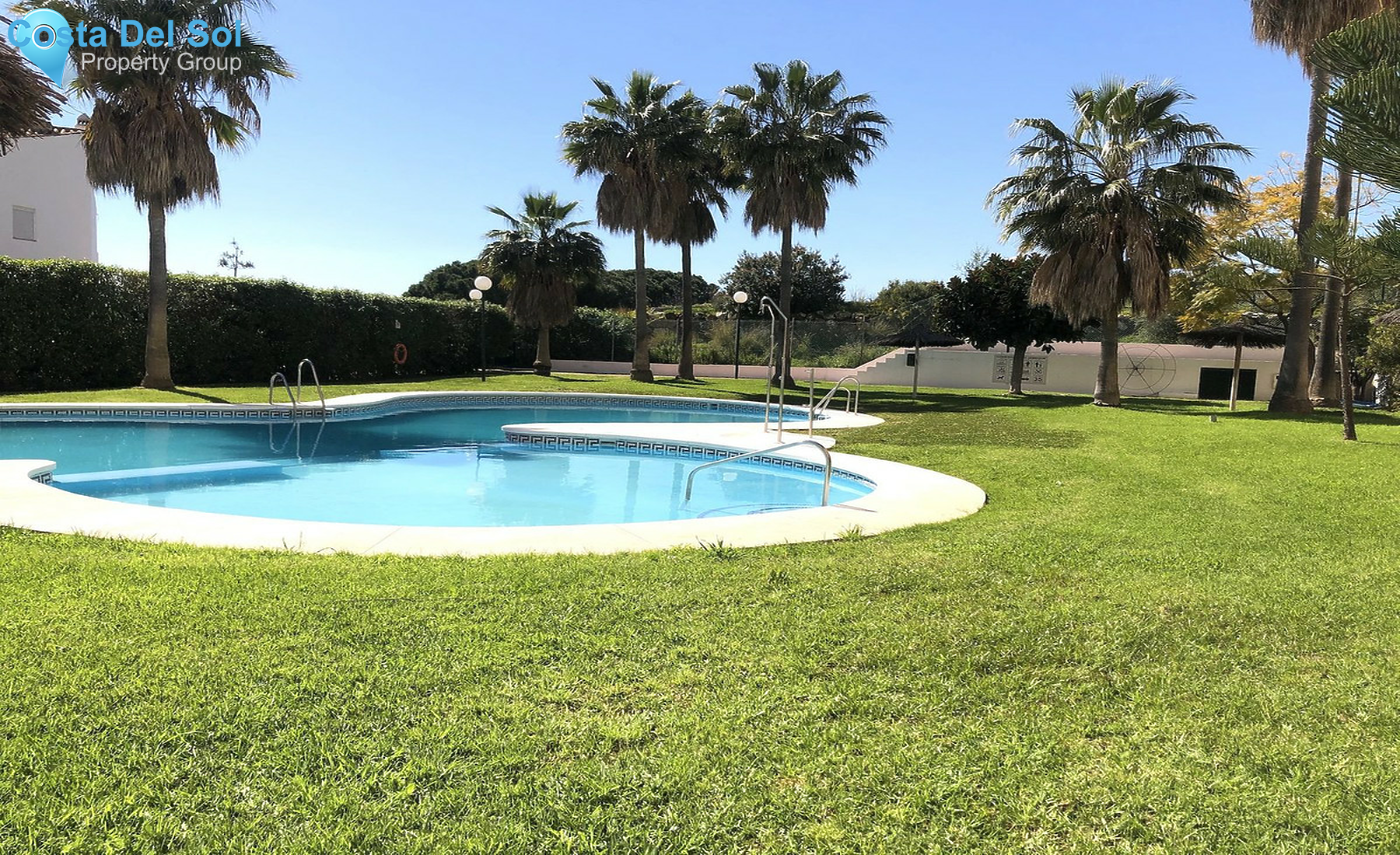 Middle Floor Apartment in Estepona