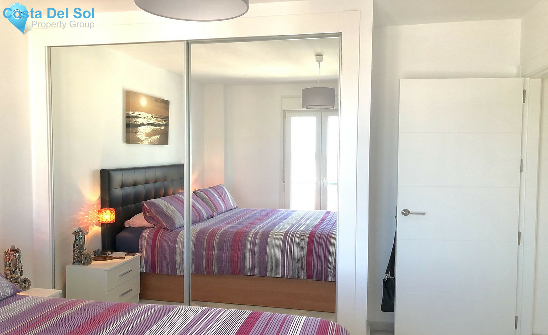 Middle Floor Apartment in Estepona-1402187