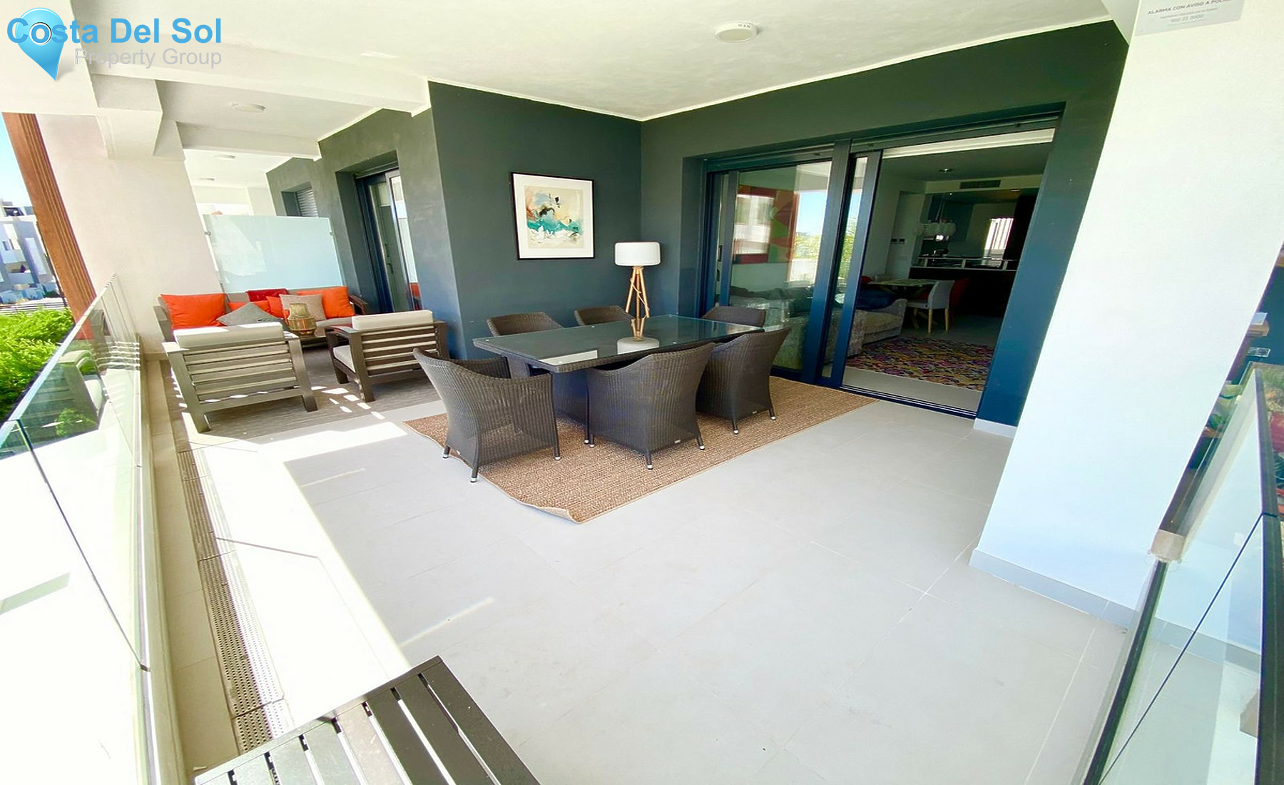Middle Floor Apartment in Estepona-1404153