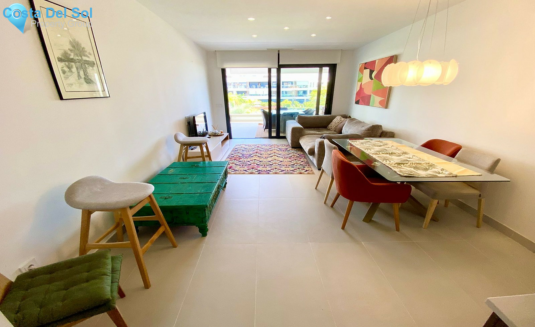 Middle Floor Apartment in Estepona-1404139