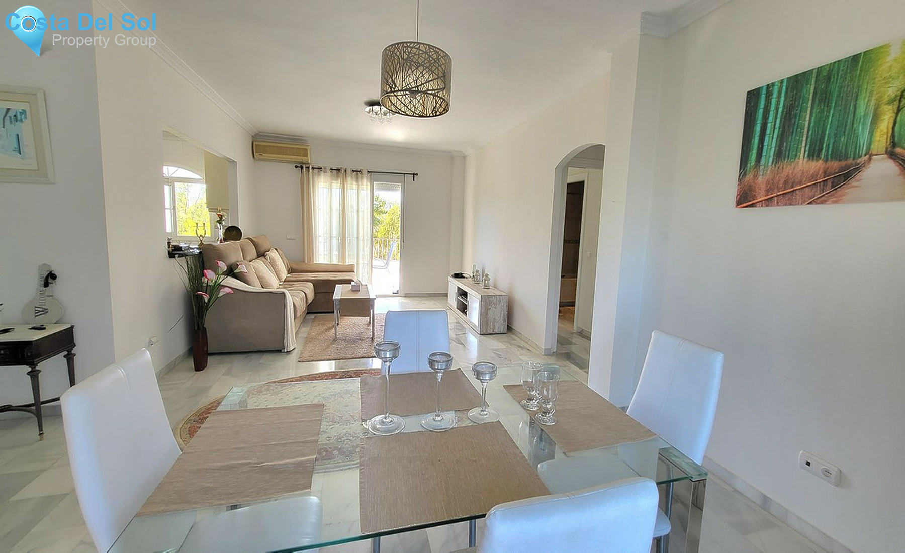 Middle Floor Apartment in Estepona-1406892