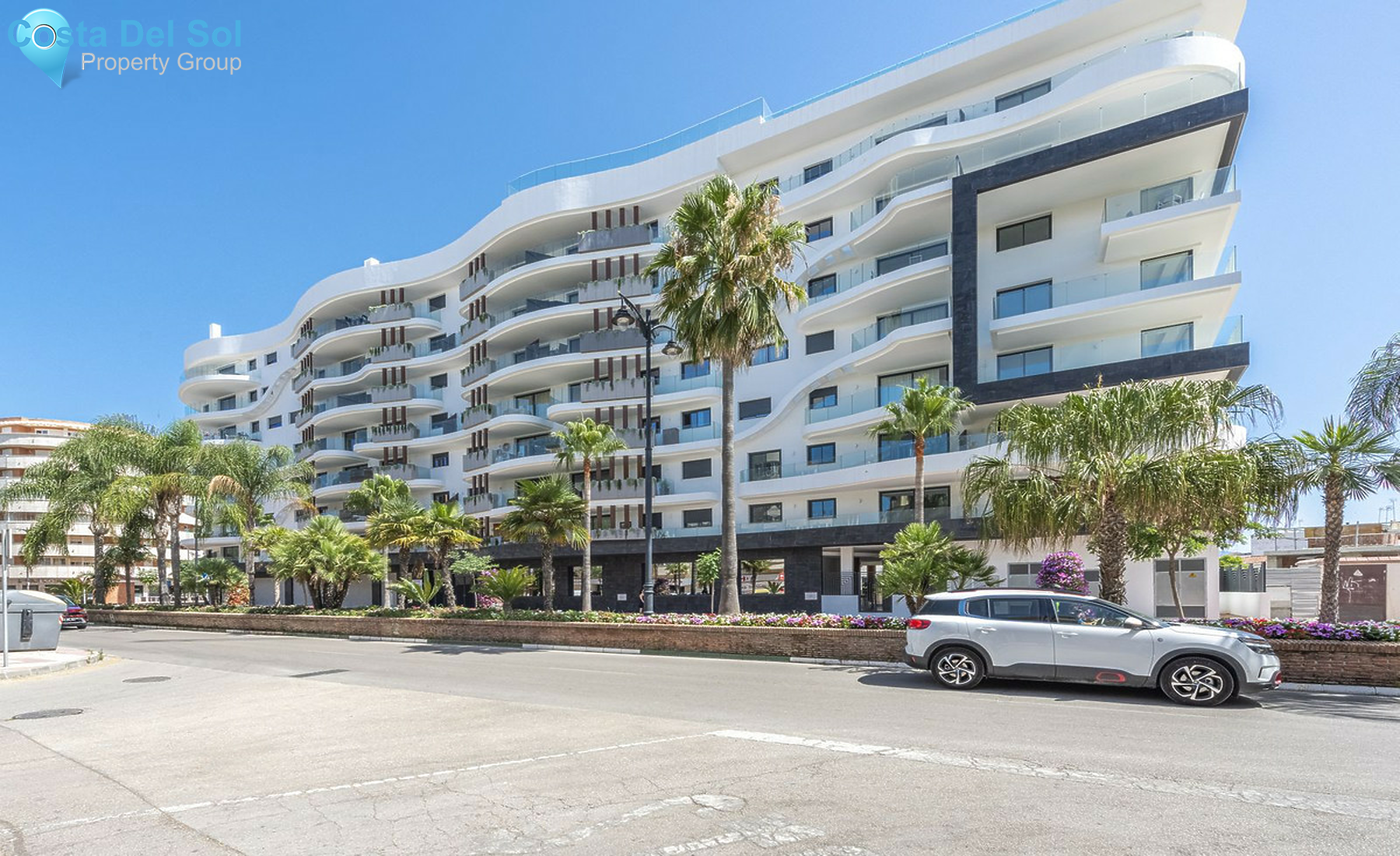 Middle Floor Apartment in Estepona