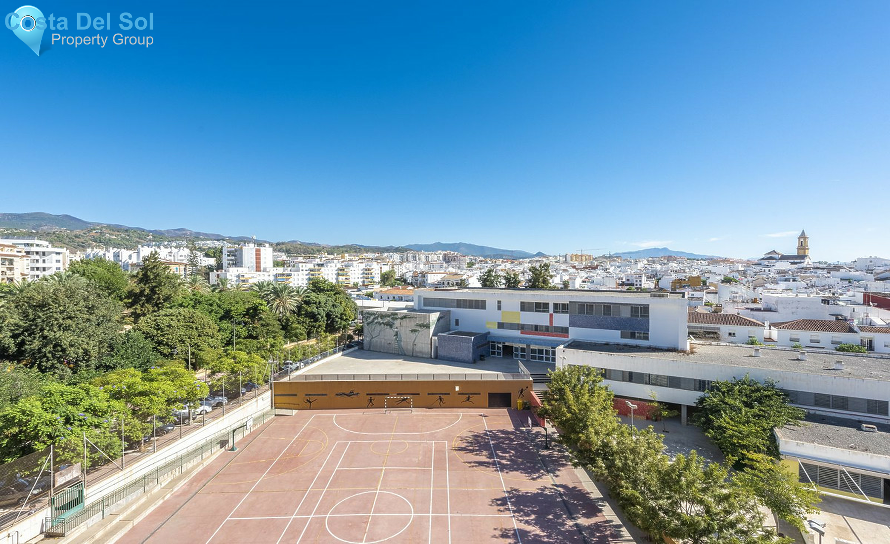 Middle Floor Apartment in Estepona-1407966