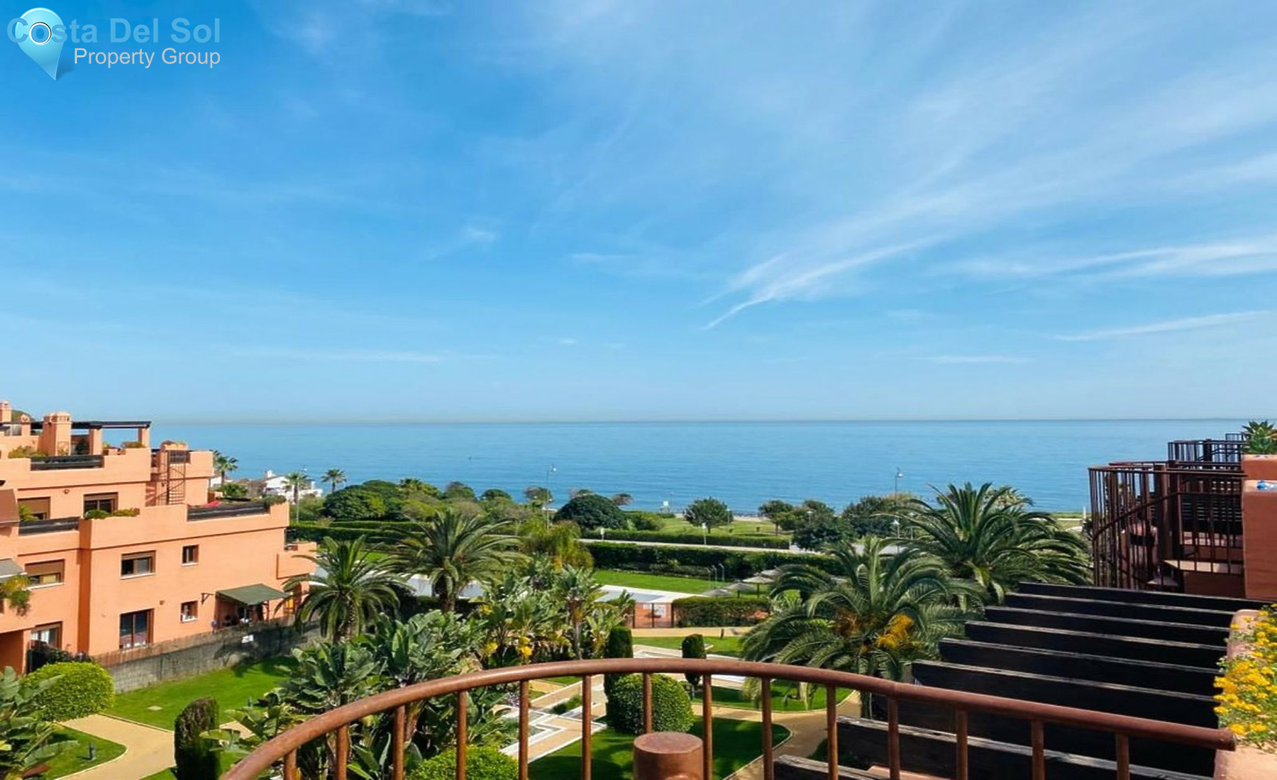 Middle Floor Apartment in Estepona-1412640