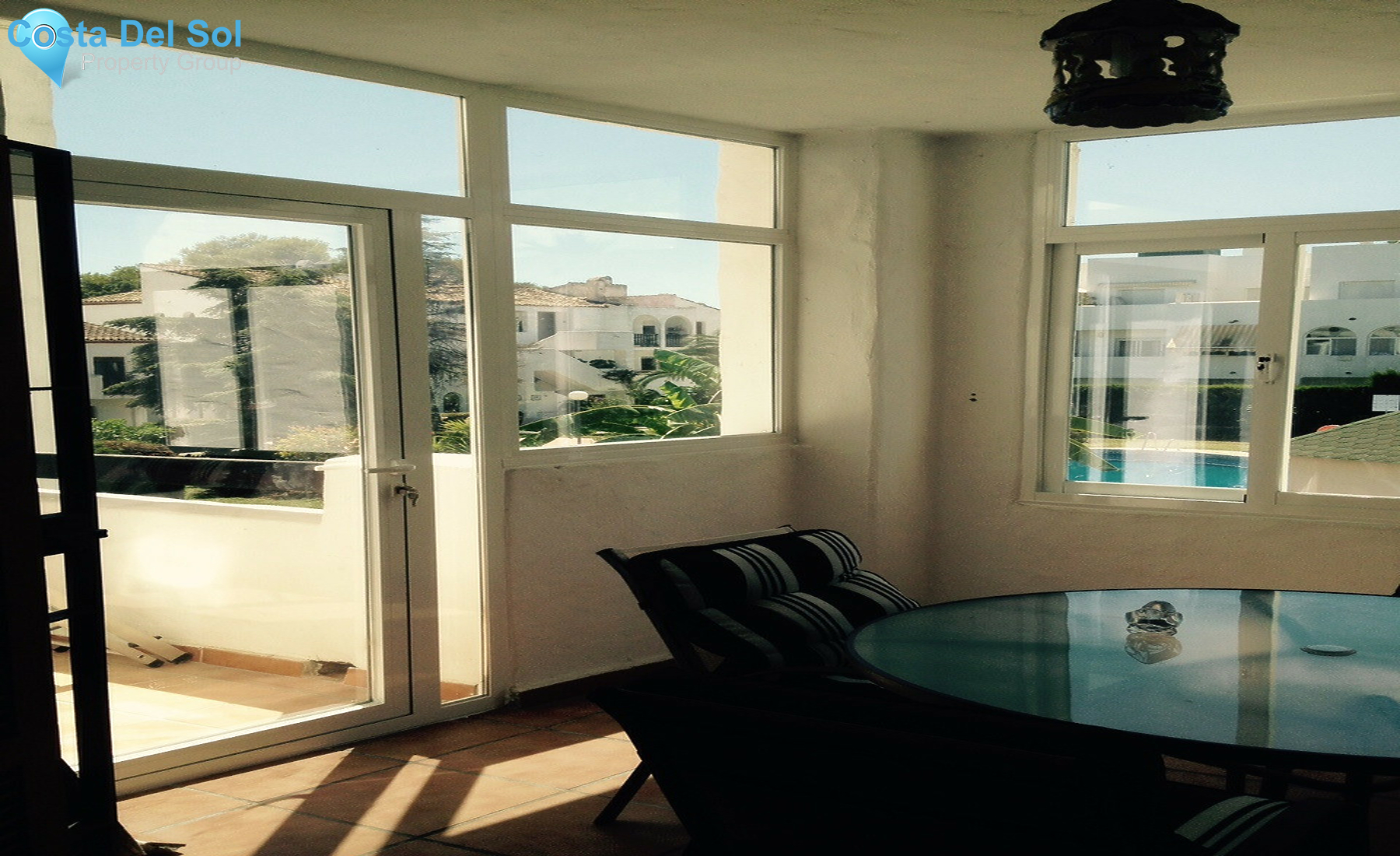Middle Floor Apartment in Estepona-1413963