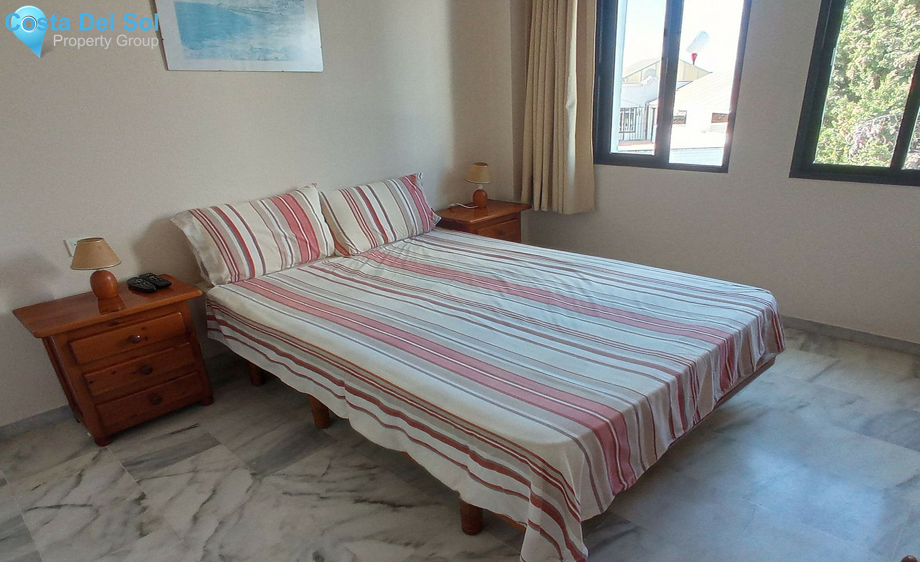 Middle Floor Apartment in Estepona-1414932