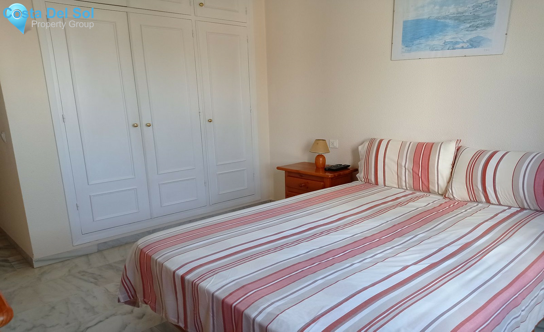 Middle Floor Apartment in Estepona-1414933