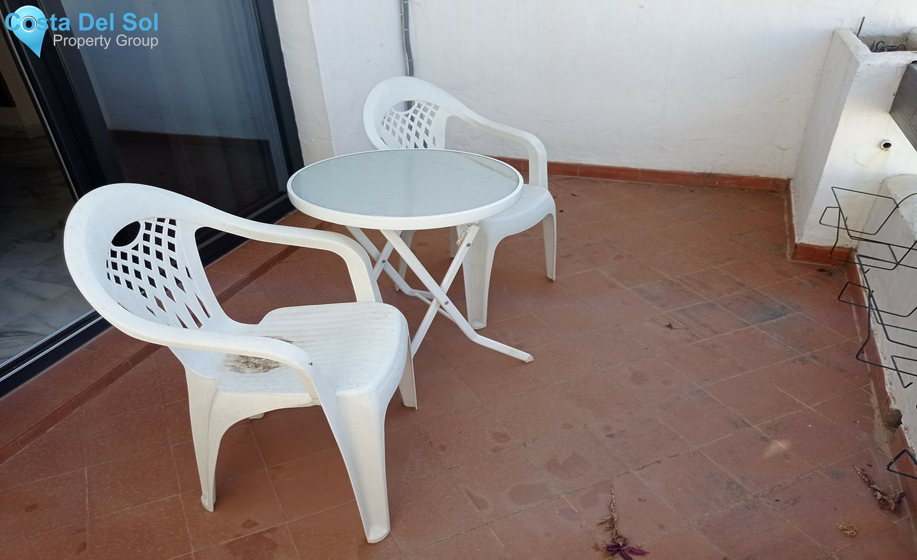 Middle Floor Apartment in Estepona-1414928